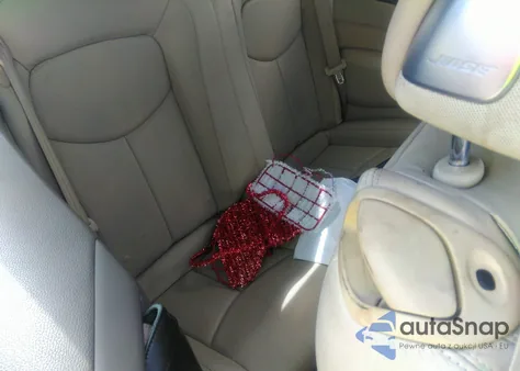 2010 Infiniti G37 z USA, uszkodzony, nr VIN JN1CV6FE2AM353874